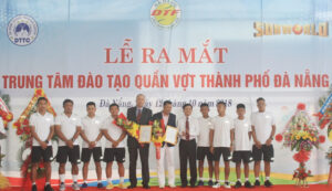 le-ra-mat-trung-tam-dao-tao-quan-vot-1