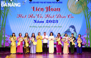 lien-hoa-hat-ru-va-hat-dan-ca-2023-1
