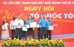 ngay-hoi-toi-yeu-to-quoc-toi-2023-1
