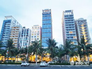 nha-hang-tiec-cuoi-1