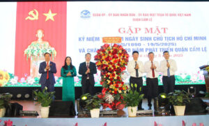 quan-cam-le-ky-niem-135-nam-ngay-sinh-bac-ho-1