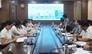 quang-c-e1-ba-a3nh-bu-e1-bb-95i-l-c3-a0m-vi-e1-bb-87c-1