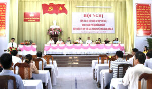 quang-c-e1-ba-a3nh-bu-e1-bb-95i-ti-e1-ba-bfp-x-c3-bac-1