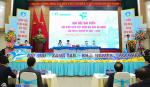 quang-c-e1-ba-a3nh-c4-90-e1-ba-a1i-h-e1-bb-99i-c4-90-e1-ba-a1i-bi-e1-bb-83u-h-e1-bb-99i-sinh-vi-c3-aan-c4-90-e1-ba-a1i-h-e1-bb-8dc-c4-90-c3-a0-n-e1-ba-b5ng-l-e1-ba-a7n-th-e1-bb-a9-v-1