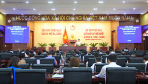 quang-c-e1-ba-a3nh-k-e1-bb-b3-h-e1-bb-8dp-1
