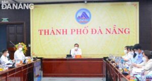 quang-c-e1-ba-a3nh-phi-c3-aan-h-e1-bb-8dp-1