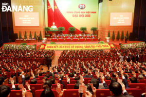 quang-c-e1-ba-a3nh-phi-c3-aan-h-e1-bb-8dp-tr-c3-b9-b-e1-bb-8b-1