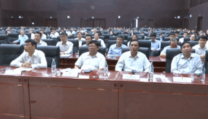 quang-c-e1-ba-a3nh-t-e1-ba-a1i-h-e1-bb-99i-ngh-e1-bb-8b-1