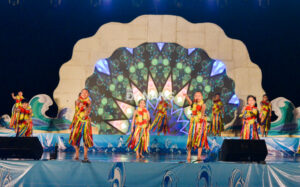 san-khau-van-nghe-1