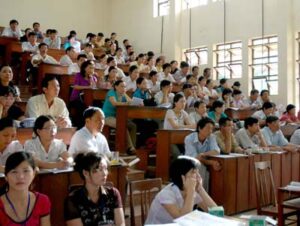 sinh-vien-giang-duong-1