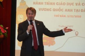 speaks-at-the-event