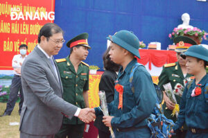 t-e1-ba-b7ng-hoa-ch-c3-bac-m-e1-bb-abng-c-c3-a1c-t-c3-a2n-binh-1
