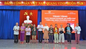 tang-dien-thoai-thong-minh-ngu-hanh-son-1