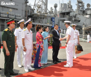 tau-hai-quan-hoa-ky-tham-vn-1