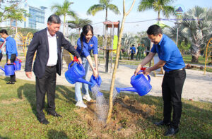 tet-trong-cay-2023-2-1