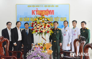 tham-cac-don-vi-y-te-nhan-ngay-thay-thuoc-viet-nam-1