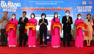 the-cutting-of-the-ribbons-1