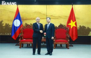 tiep-pho-chu-tich-quoc-hoi-lao-0609-1