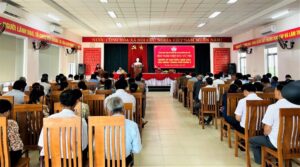 tiep-xuc-cu-tri-phuong-hoa-quy-ngay-200624-1