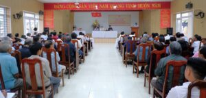 tiep-xuc-cu-tri-phuong-hoa-tho-tay-121124-1