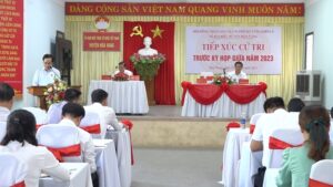 tiep-xuc-cu-tri-xa-hoa-phong-1306-1