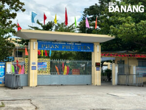 tieu-hoc-phan-phu-tien-1
