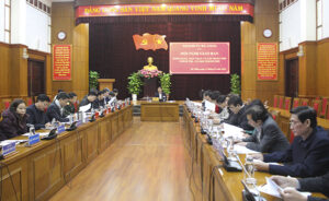 to-c3-a0n-c-e1-ba-a3nh-h-e1-bb-99i-ngh-e1-bb-8b-giao-ban-1