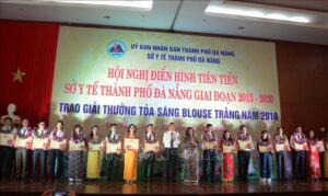 toa-sang-blouse-trang-2019-1