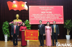 trao-c-e1-bb-9d-c4-91-c6-a1n-v-e1-bb-8b-xu-e1-ba-a5t-s-e1-ba-afc-trong-phong-tr-c3-a0o-thi-c4-91ua-n-c4-83m-2019-1
