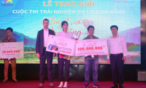 trao-giai-tuyet-voi-danang-oi-1