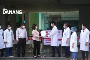 trao-quy-e1-ba-bft-c4-91-e1-bb-8bnh-k-e1-ba-bft-th-c3-bac-c-c3-a1ch-ly-1