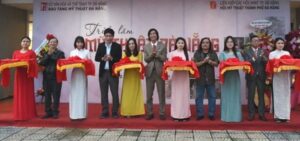 trien-lam-my-thuat-da-nang-1212-1