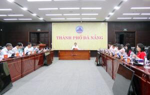 ubnd-hop-phien-thuong-ky-0311-1