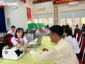vay-von-nguoi-lao-dong-ngu-hanh-son-1