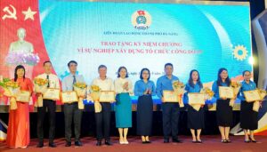 vi-su-nghiep-xay-dung-to-chuc-cong-doan-1