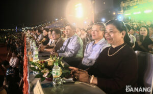 vice-chairwoman-of-the-national-assembly-tong-thi-phong-1