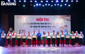 vinh-danh-48-tong-phu-trach-doi-nam-2025-1