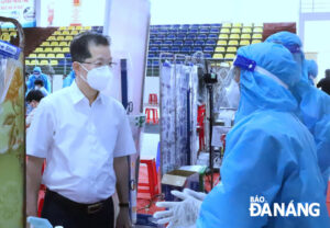 visiting-the-vaccination-site-1
