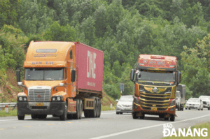 vuong-mac-tren-tuyen-la-son-tuy-loan-1