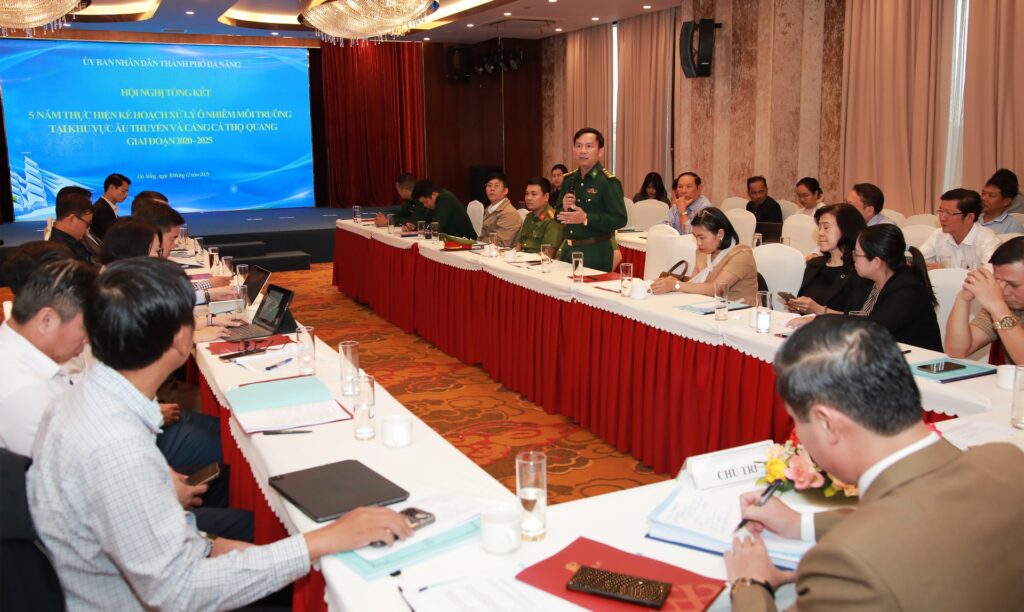 5 nam xu ly o nhiem moi truong khu vuc Au thuyen va cang ca Tho Quang