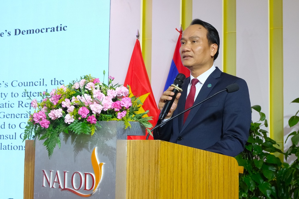 Chao mung 50 nam quoc khanh Lao 1