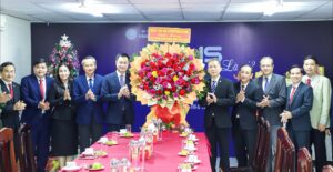 Chuc mung giang sinh 2025