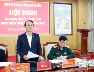Dang uy quan su hop 5-12-2025