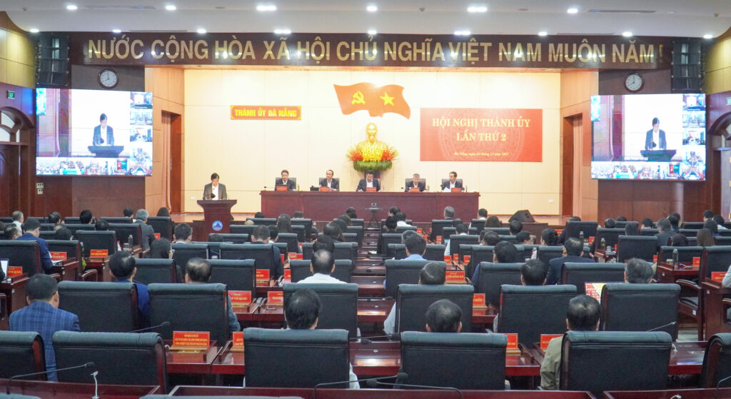 Hoi nghi Thanh uy lan 2 1764917125