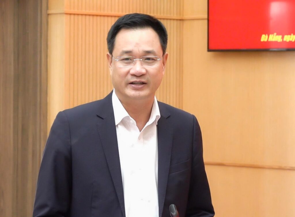 Hoi nghi lan 2 Dang uy quan khu 5 2025