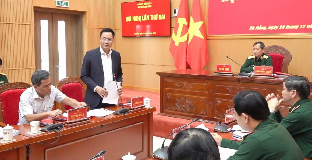Hoi nghi lan 2 Dang uy quan khu 5 2025 1