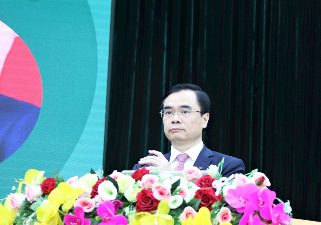 Hoi thao 40 nam