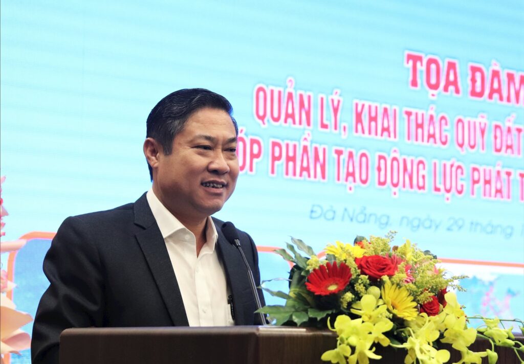 Khai thac quy dat dong luc phat trien Da Nang moi