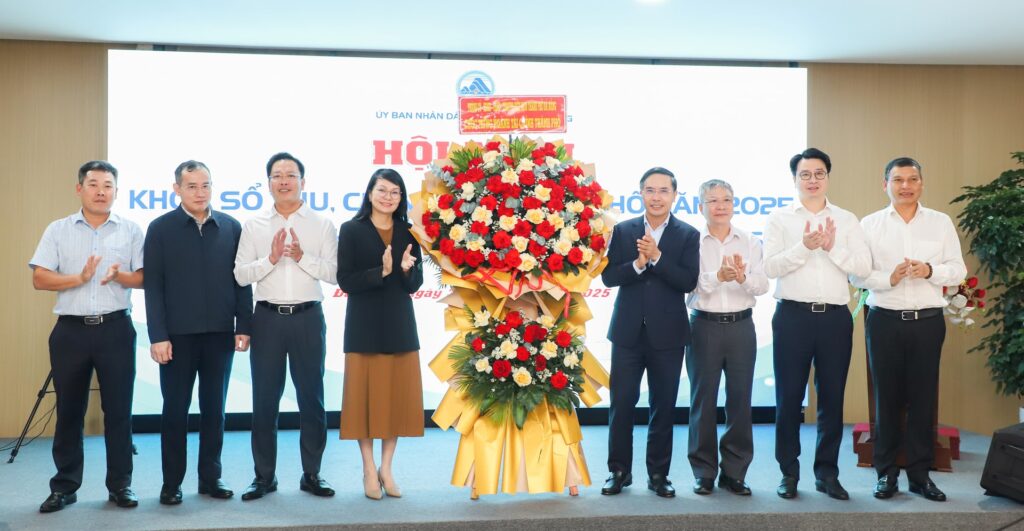 Nam tai chinh 2025 1