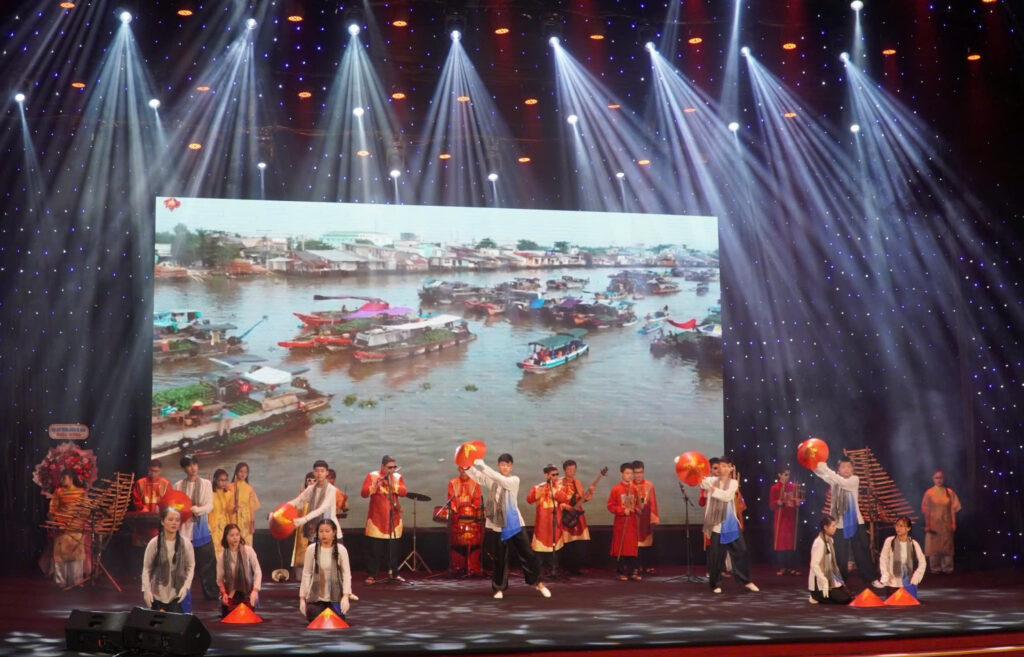 Nhung trai tim hong 2025 1764821176